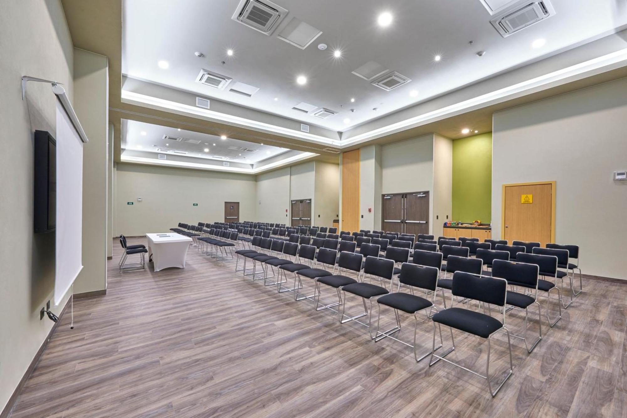 City Express Plus By Marriott Leon Centro De Convenciones Extérieur photo