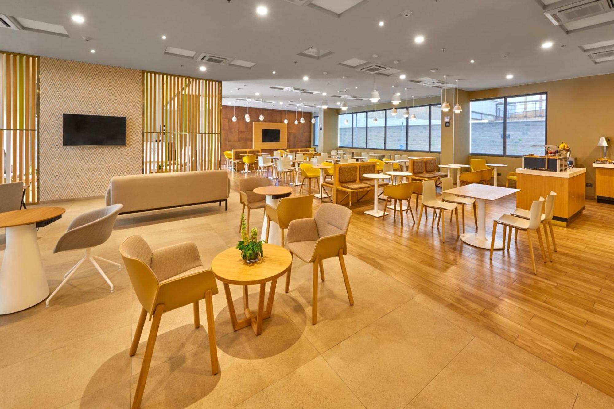 City Express Plus By Marriott Leon Centro De Convenciones Extérieur photo