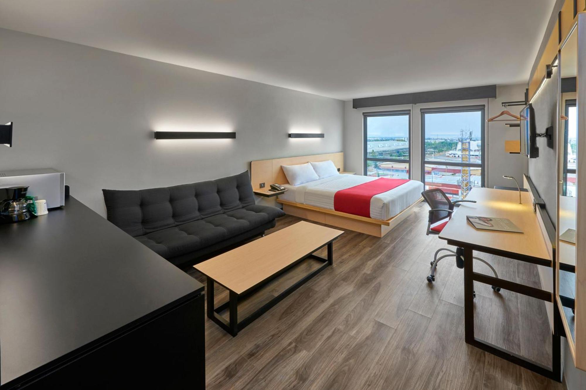 City Express Plus By Marriott Leon Centro De Convenciones Extérieur photo